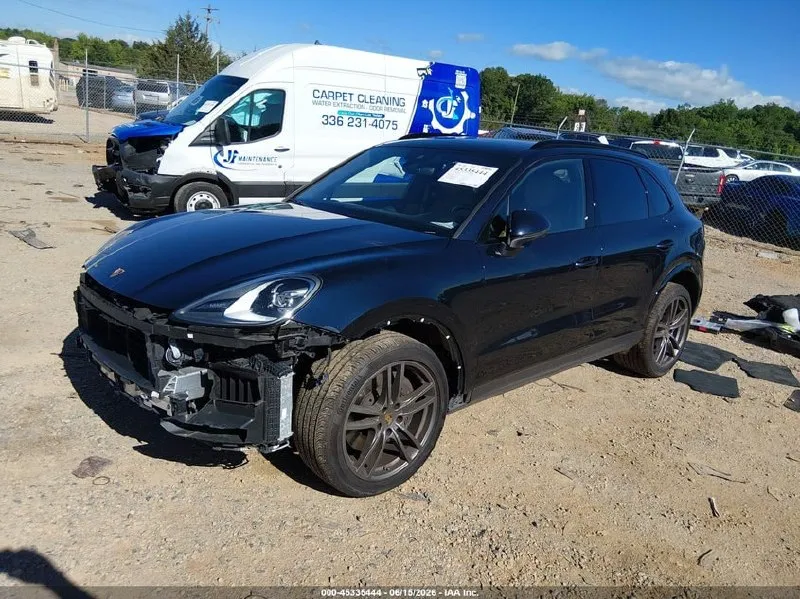 PORSCHE CAYENNE PLATINUM EDITION 2023