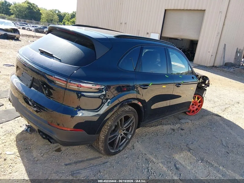 PORSCHE CAYENNE PLATINUM EDITION 2023