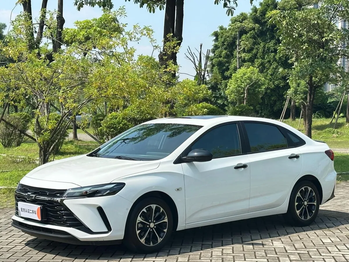 CHEVROLET CRUZE 2023