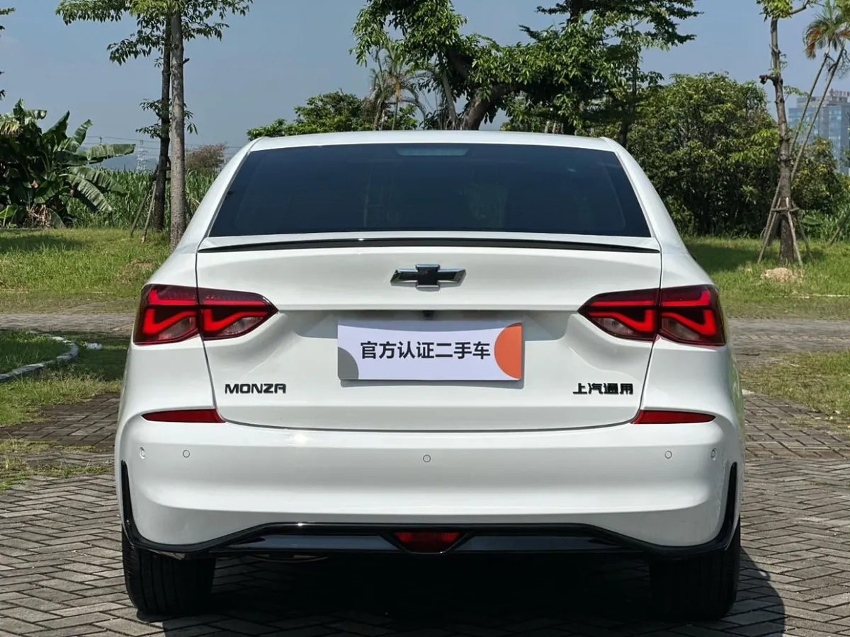 CHEVROLET CRUZE 2023