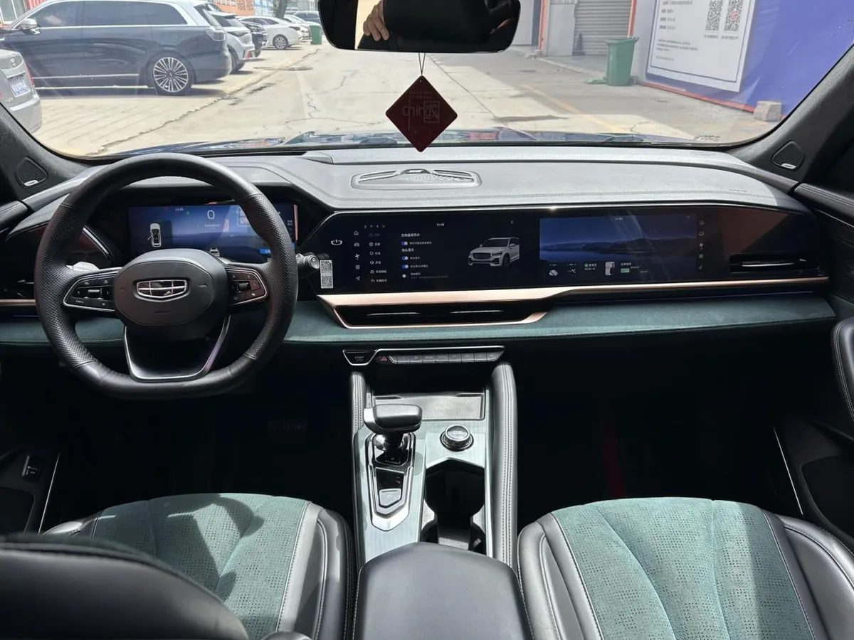 GEELY MONJARO 2022