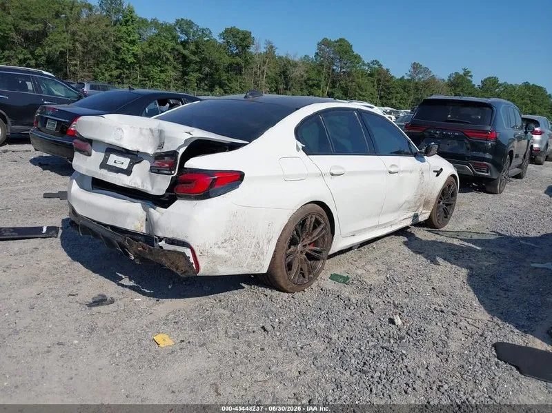 BMW M5 2023