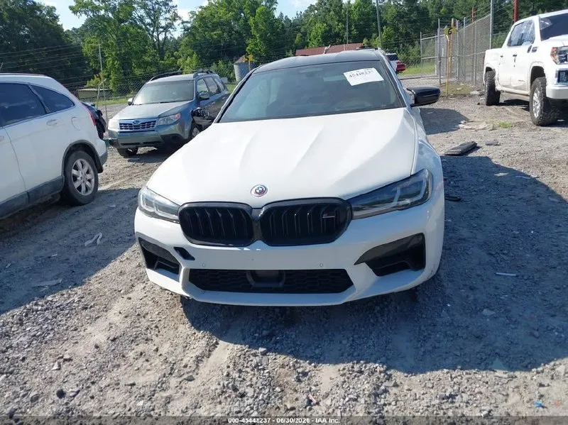 BMW M5 2023