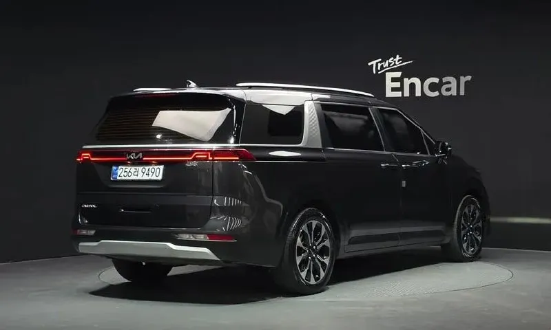 KIA CANIVAL PRESTIGE 2022
