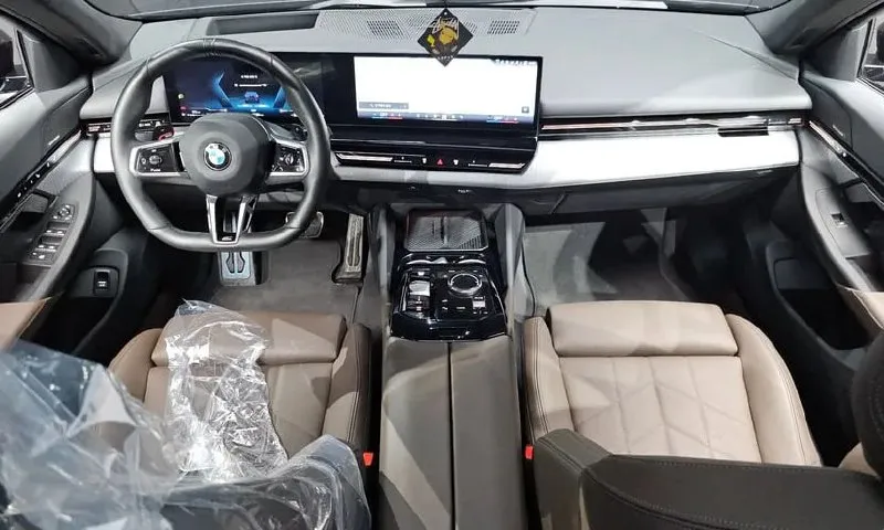 BMW 5 SERIES 5-SERIES 520I M SPORT 2023