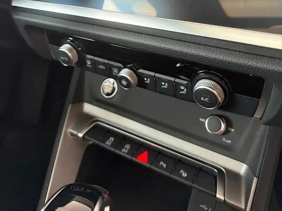 AUDI Q3 35 TFSI 2023