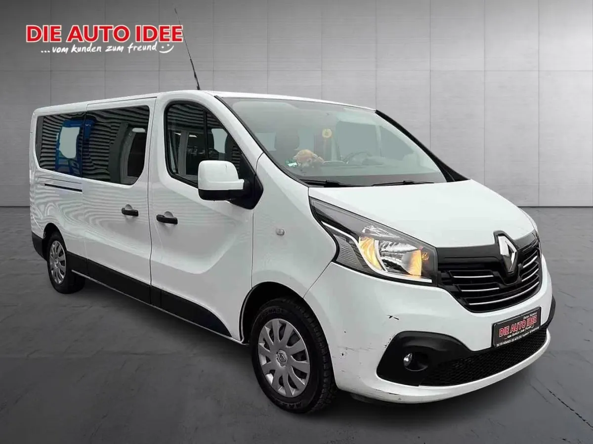 RENAULT TRAFIC 2019
