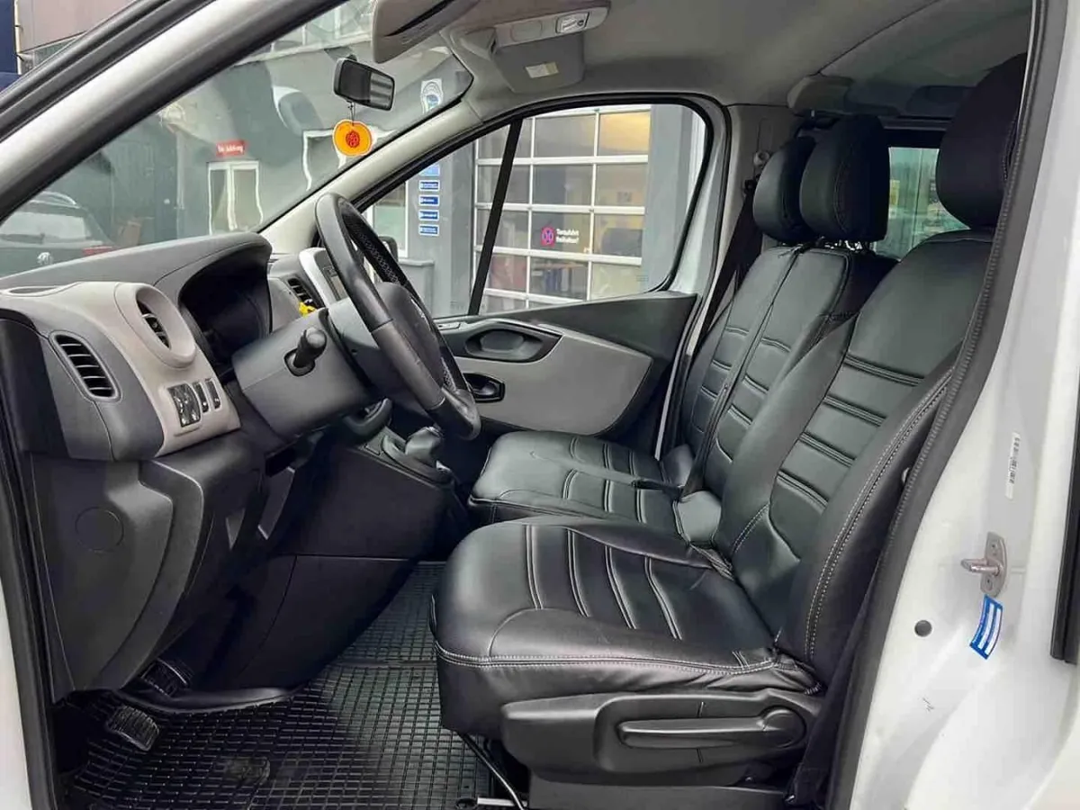 RENAULT TRAFIC 2019