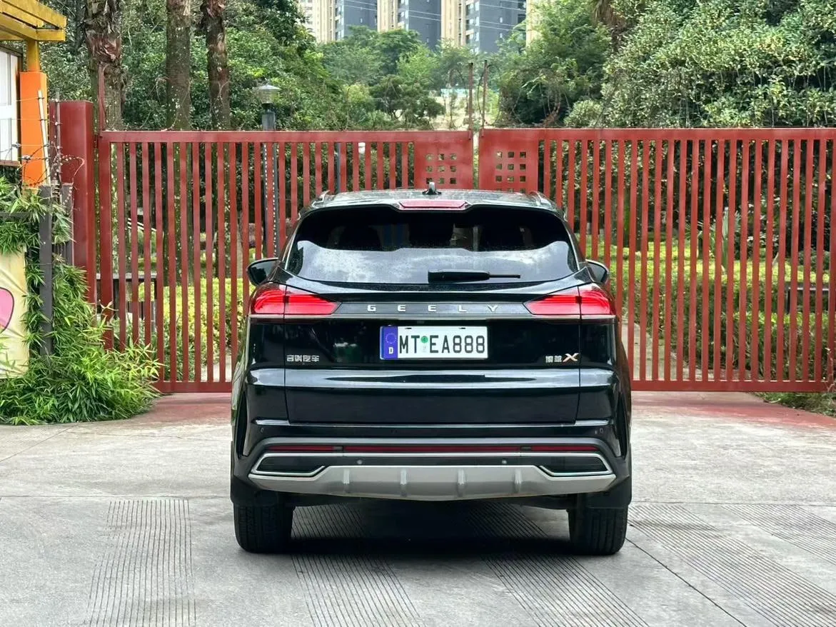 GEELY BOYUE 2022