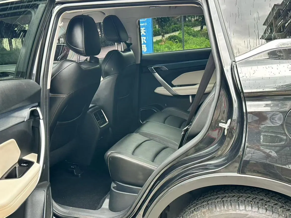 GEELY BOYUE 2022