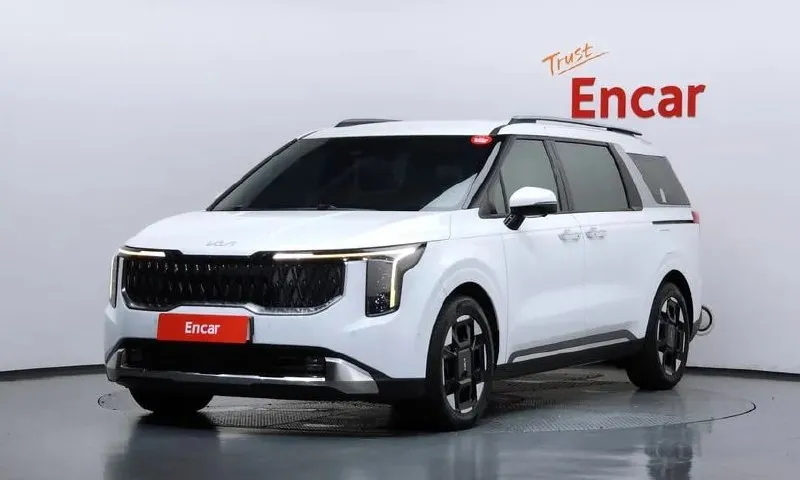 KIA CANIVAL NOBLESSE 2023