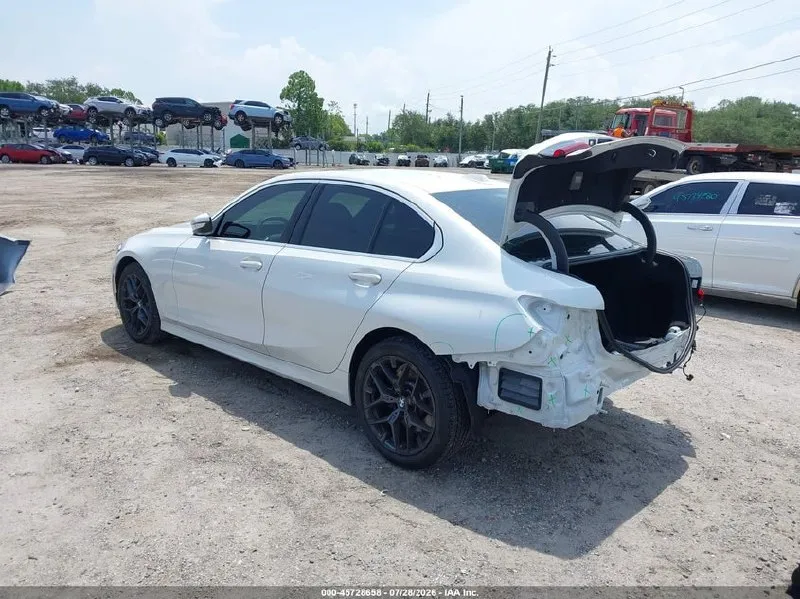 BMW 330I 2025