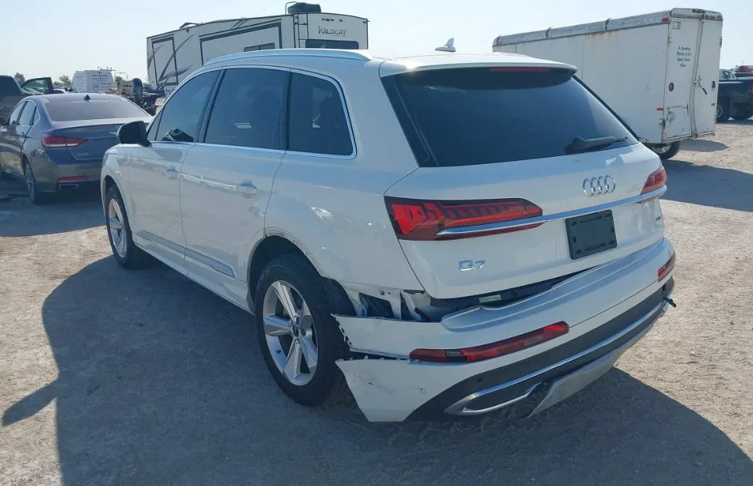 AUDI Q7 PREMIUM 2023