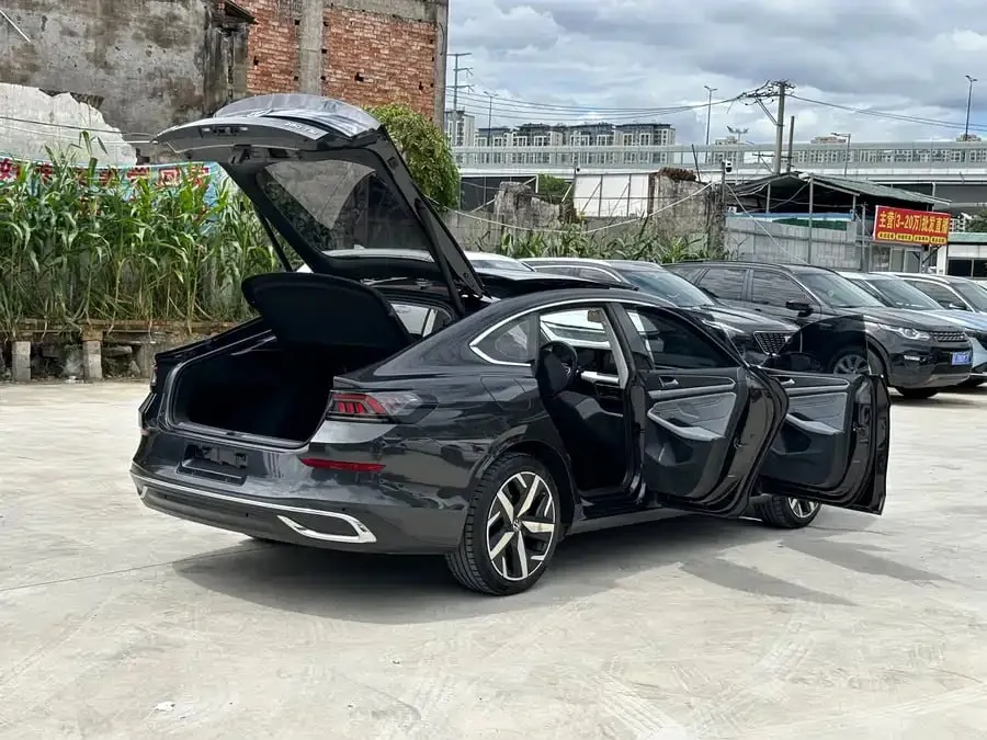 VOLKSWAGEN LAMANDO L 280TSI DSG 2023
