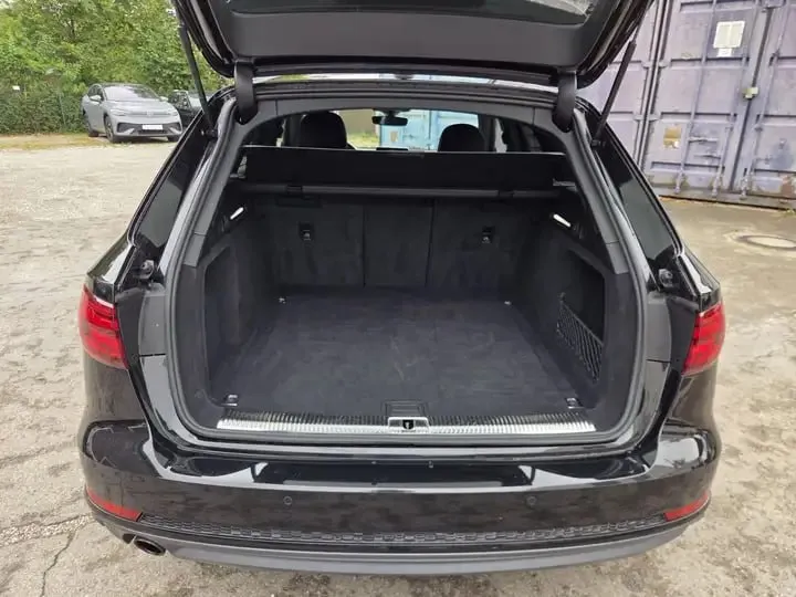 AUDI A4 AVANT SPORT S-LINE 2018