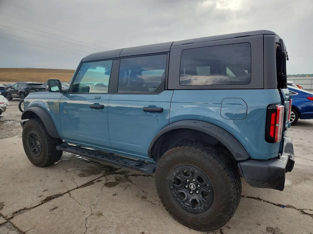 FORD BRONCO BASE 2023