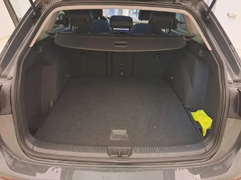 VOLKSWAGEN GOLF VARIANT 2022