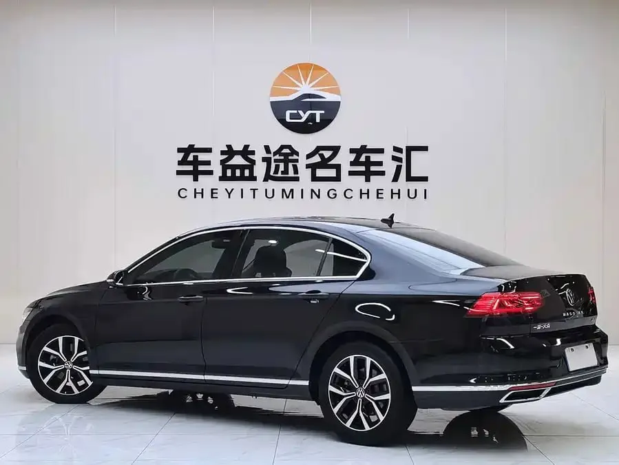 VOLKSWAGEN MAGOTAN 330TSI DSG 2022