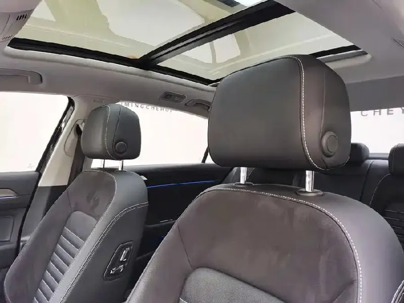 VOLKSWAGEN MAGOTAN 330TSI DSG 2022