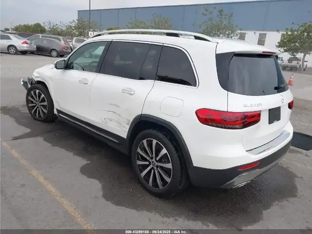 MERCEDES-BENZ GLB 250 4MATIC 2022