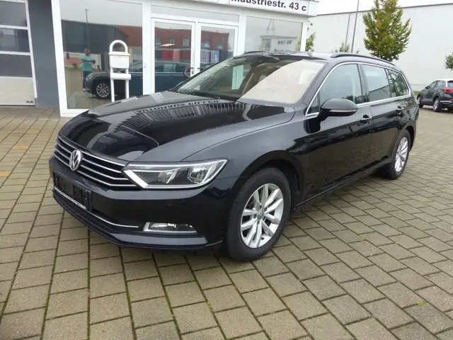 VOLKSWAGEN PASSAT VARIANT COMFORTLINE 2018
