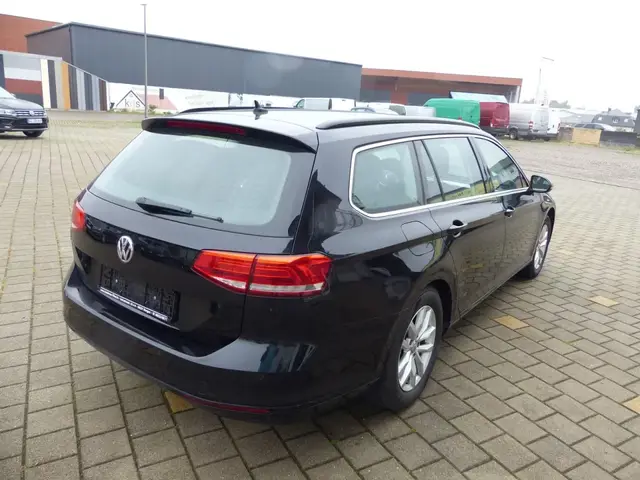VOLKSWAGEN PASSAT VARIANT COMFORTLINE 2018