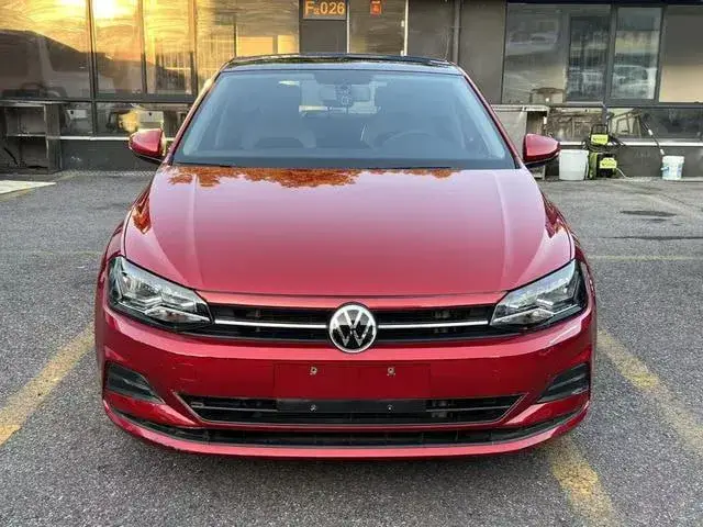 VOLKSWAGEN POLO PLUS 2022