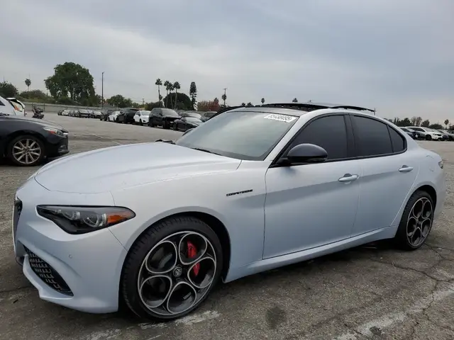 ALFA ROMEO GIULIA COMPETIZIONE 2024