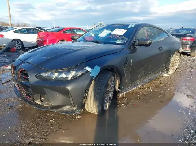 BMW M4 CS 2025