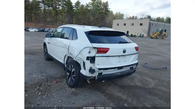 VOLKSWAGEN ATLAS CROSS 2023