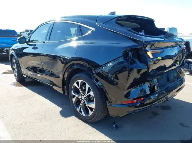 FORD MUSTANG MACH-E PREMIUM 2023
