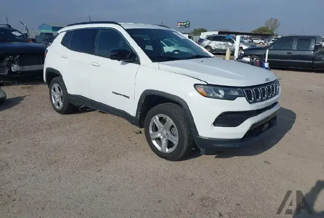JEEP COMPASS LATITUDE 4X4 2023