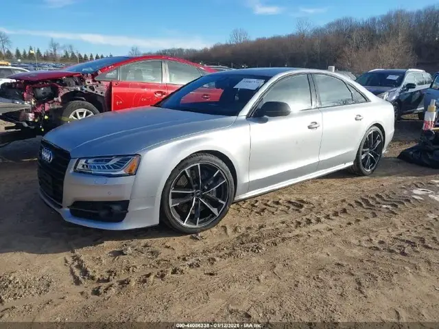 AUDI S8 2017