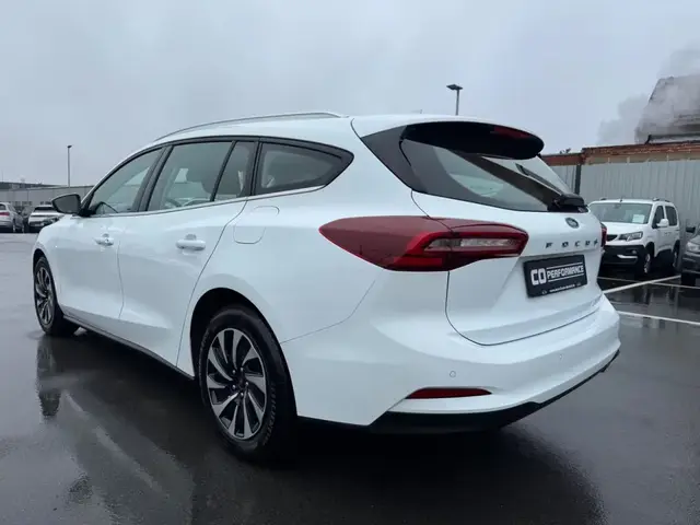 FORD FOCUS TURNIER TITANIUM 2022