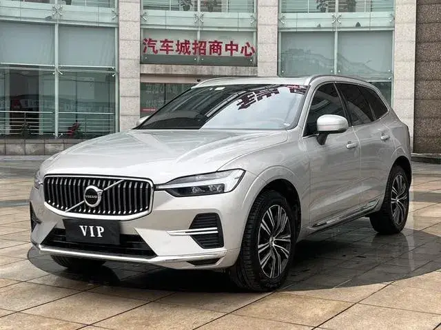 VOLVO XC60 B5 AWD 2022