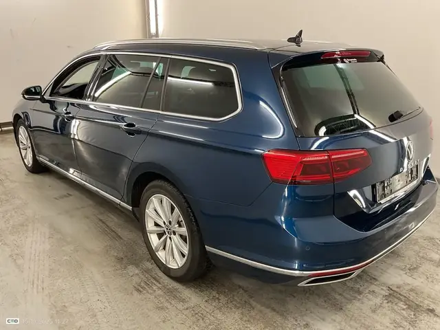 VOLKSWAGEN PASSAT VARIANT 2020