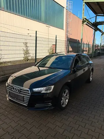 AUDI A4 AVANT SPORT 2019