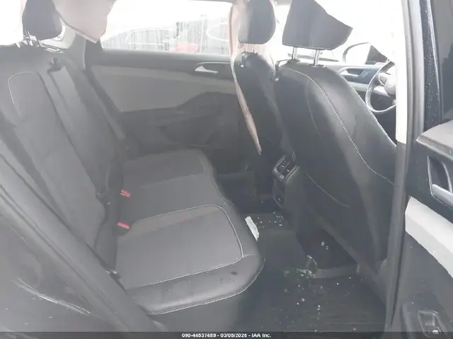 VOLKSWAGEN TAOS 2021