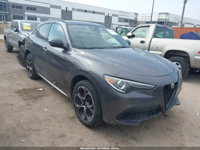 ALFA ROMEO STELVIO VELOCE AWD 2022