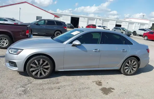 AUDI A4 PREMIUM 2022