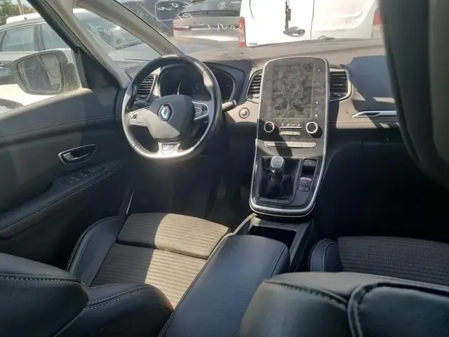 RENAULT GRAND SCENIC 2018