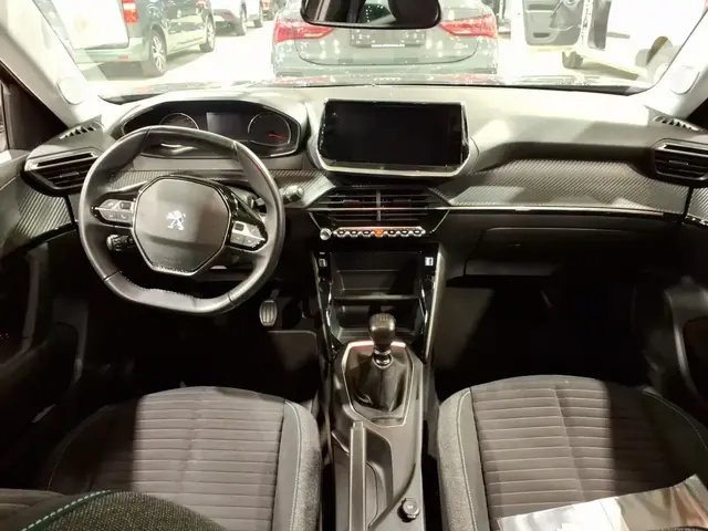 PEUGEOT 2008 2022