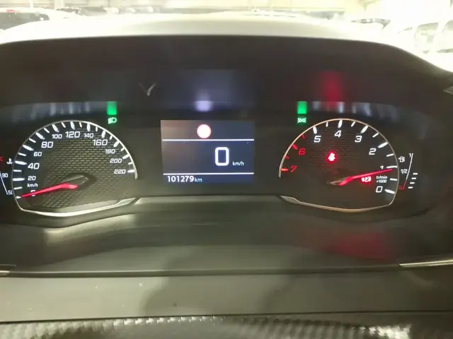 PEUGEOT 2008 2022