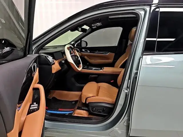 GEELY ATLAS 2025