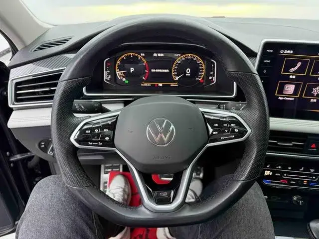 VOLKSWAGEN TIGUAN ALLSPACE R-LINE 2022