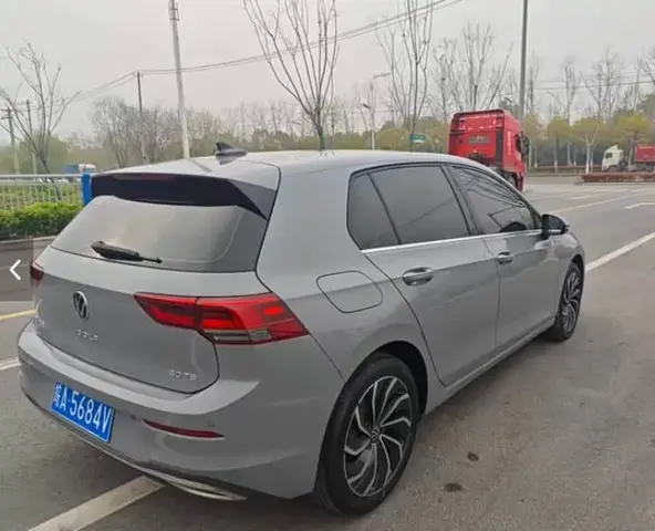 VOLKSWAGEN GOLF 280 TSI DSG 2022