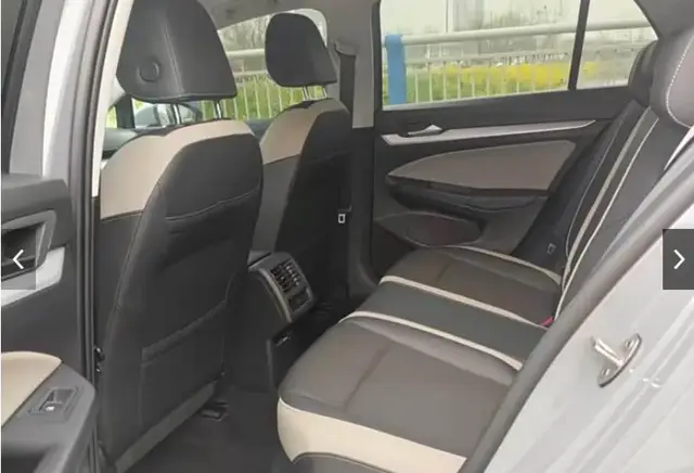 VOLKSWAGEN GOLF 280 TSI DSG 2022