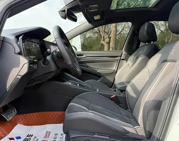 VOLKSWAGEN GOLF 280 TSI DSG 2022