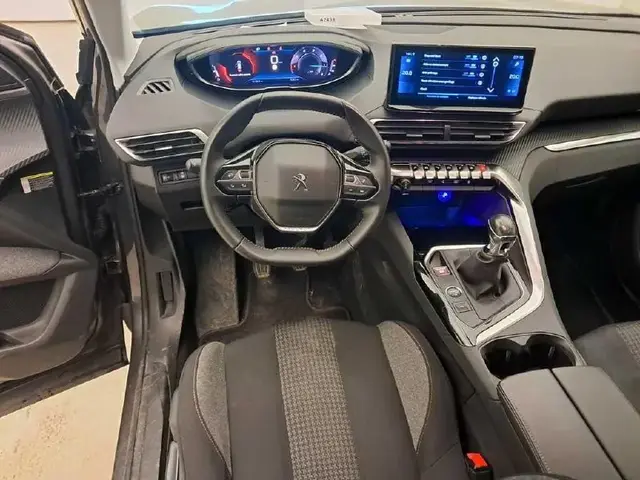 PEUGEOT 3008 2022