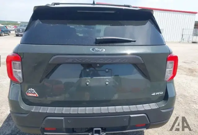 FORD EXPLORER TIMBERLINE 2023